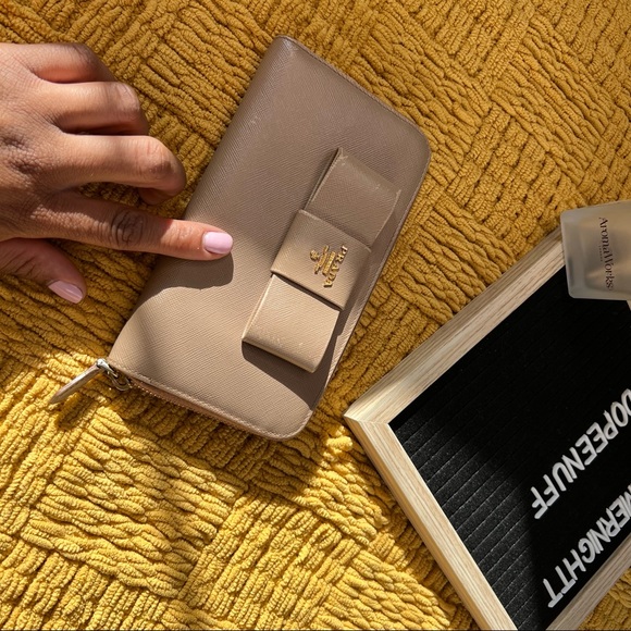 Authentic Prada Wallet & Key Holder Set - Picture 6 of 14